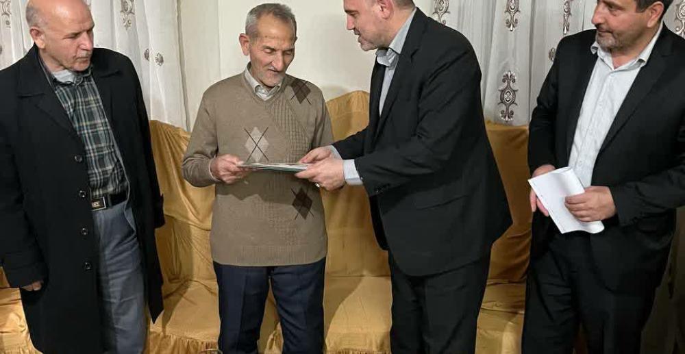 دیدار با خانواده شهیدان موسی و سلامت تحریری