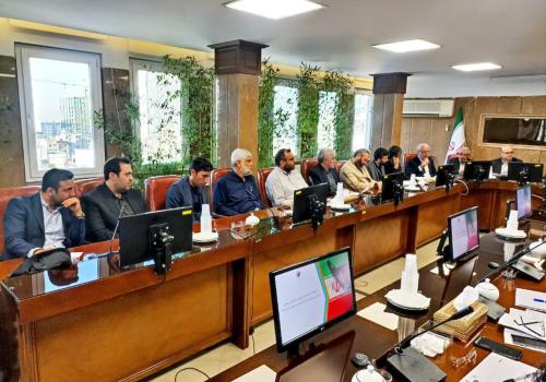 نشست مشترک مسئول سازمان بسیج مهندسین صنعت و معدن کشور با فرماندهان و معاونین مرکز بسیج وزارت نفت 