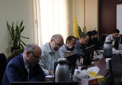 جلسه مشترک مسئول و مدیران سازمان بسیج مهندسین صنعت و معدن کشور با فرمانده و اعضاء شورای مرکزی بسیج سازمان انرژی اتمی